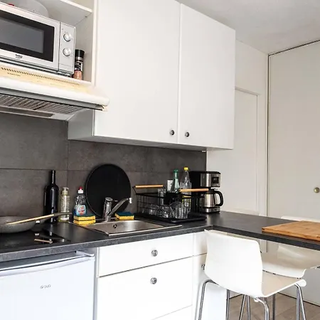Apartmán Du Centre Joli Renove Avec Coin Nuit Terrasse Et Parking Prive *